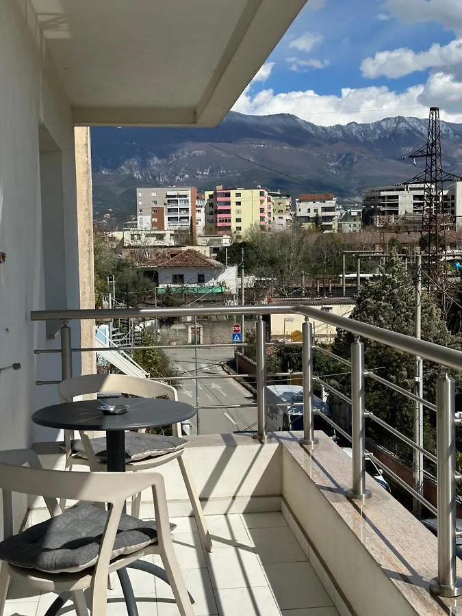 Brilant Apartament Tirana Apartment
